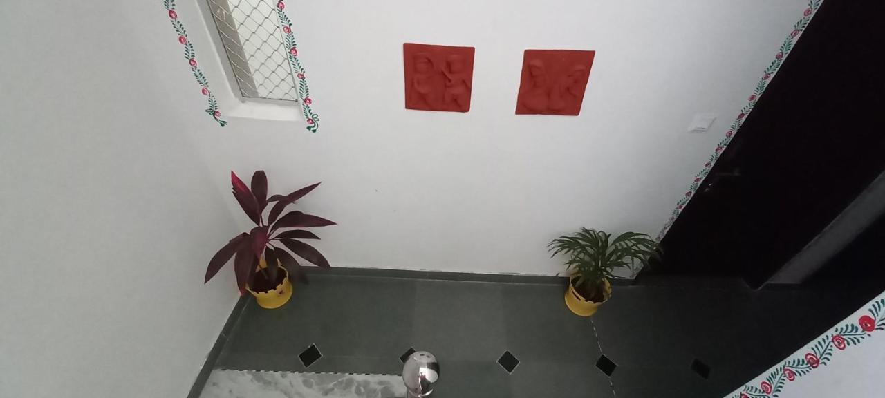 Hill Paradise Home Stay ウダイプル エクステリア 写真